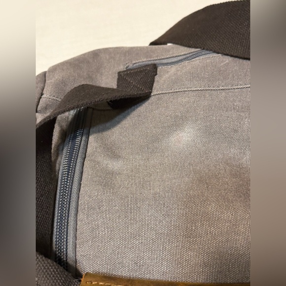 Aocome Gray Canvas Duffel Bag Leather Trim Travel Weekender/Shoe Compartment - Picture 6 of 13